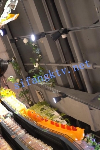 kc760（空城原创）黑丝小腿袜包裙性感少妇逛超市，黑窄N诱惑