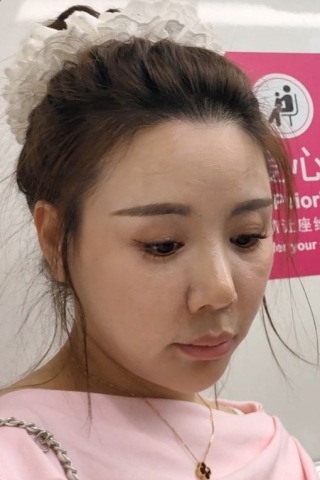 mt014【独家原创】抠脚的破洞花纹白丝韩系美女