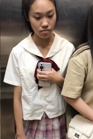 TK241-jk粉裙妹子薄丝开闪