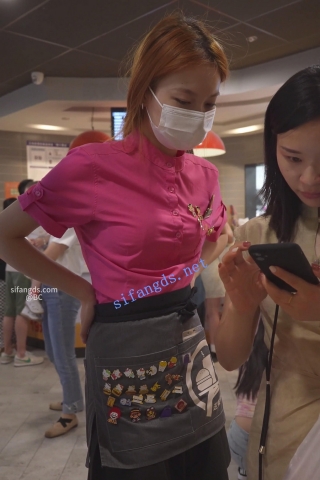 (BC-SSS-080)抄底汉堡店小姐姐..粉色制服配黑裙很有气质