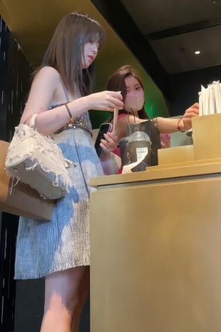 【㊙️新KingKCD】CD2671//一对闺蜜买喜茶被一箭双雕