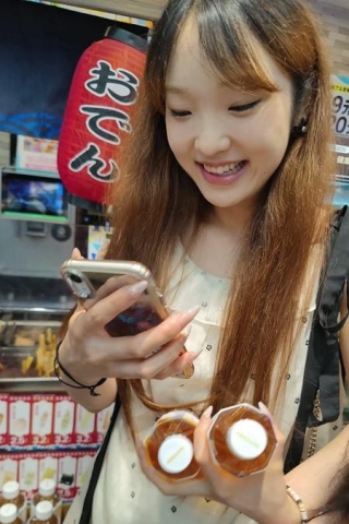 CS012【CSCD】白色连衣裙白色丝袜小姐姐超市买东西，白色内