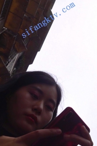 kc180（空城原创）菜市叕遇到kc162丝袜妹子，肉丝+粉N