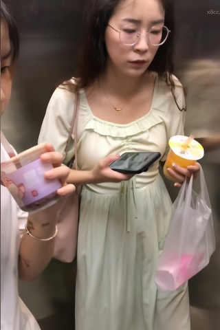 TK296-长裙薄丝眼镜妹子开闪