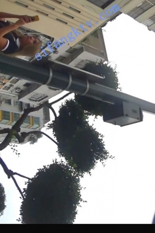 kc11（空城原创）搭讪路边等车的漂亮妹子，里面是干净的微...