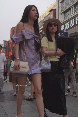 (BC-AA-505)极品身材175长腿美女..超短露肩裙被抄底窄内