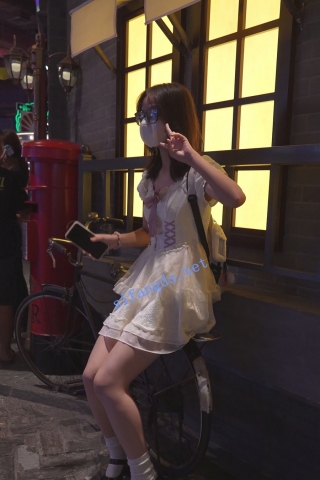 (BC-AA-558)蕾丝裙小学妹逛街..粉色窄内勒翘臀前后CD